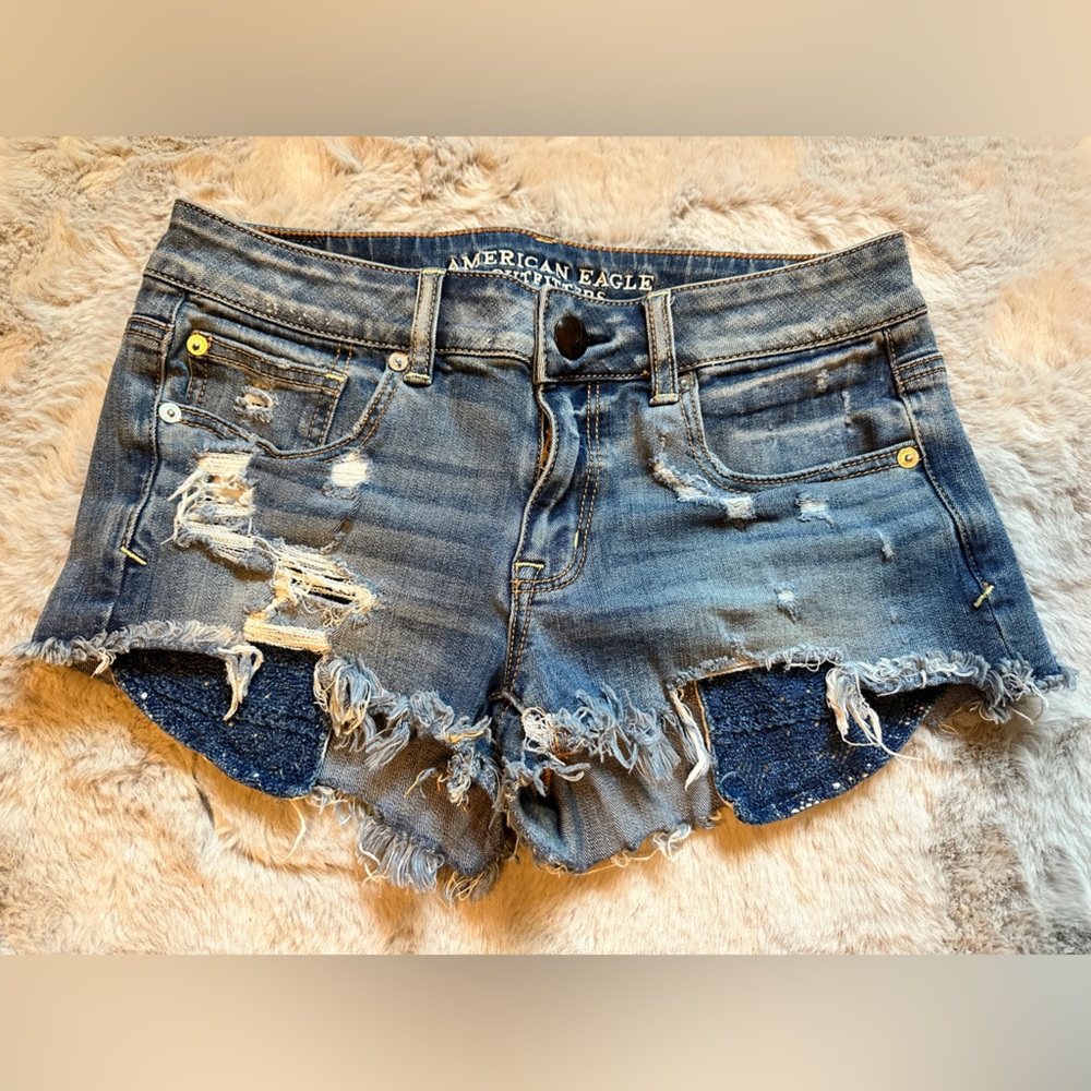 ✨SOLD✨Women’s American Eagle Shorts